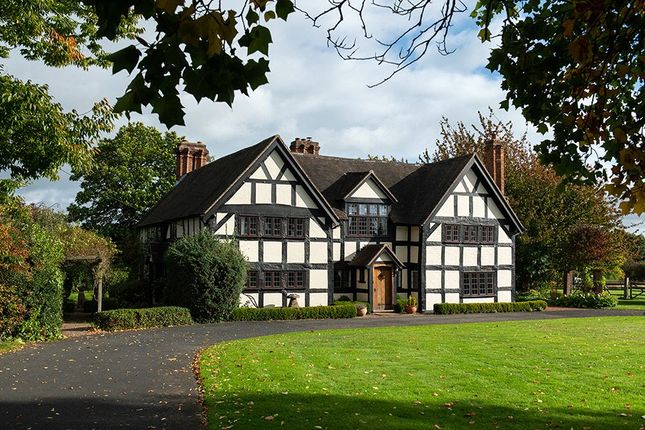 Nr Ombersley, Worcestershire 5 bed equestrian property for sale