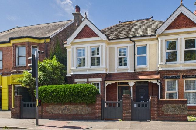 Broadwater Road, Worthing, BN14 8AH 4 bed semi