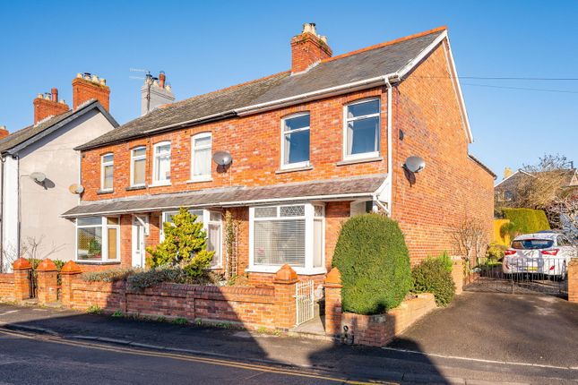 Grosvenor Road, Abergavenny NP7 3 bed end of terrace house for sale