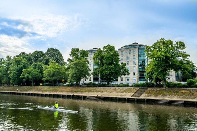 Leeman Road, York 2 bed apartment for sale