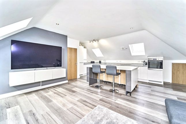 Kings Road, Evesham, Worcestershire... 2 bed penthouse for sale
