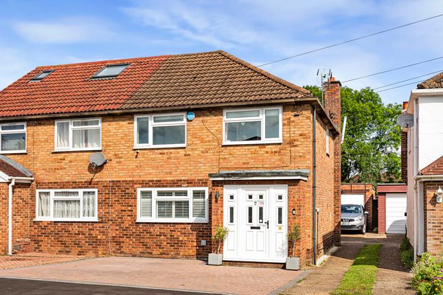 Wavendene Avenue, Egham, Surrey, TW20 3 bed semi
