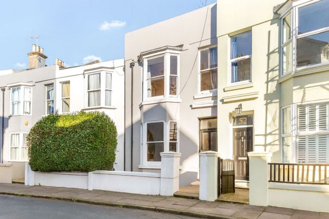 5 bedroom terraced house for sale