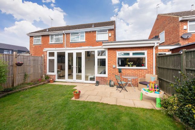 Cadwell Drive, Maidenhead SL6 4 bed semi