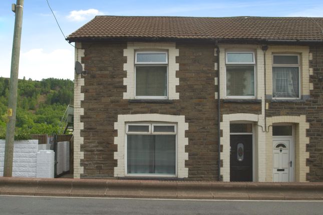 2 bedroom ground floor flat for sale