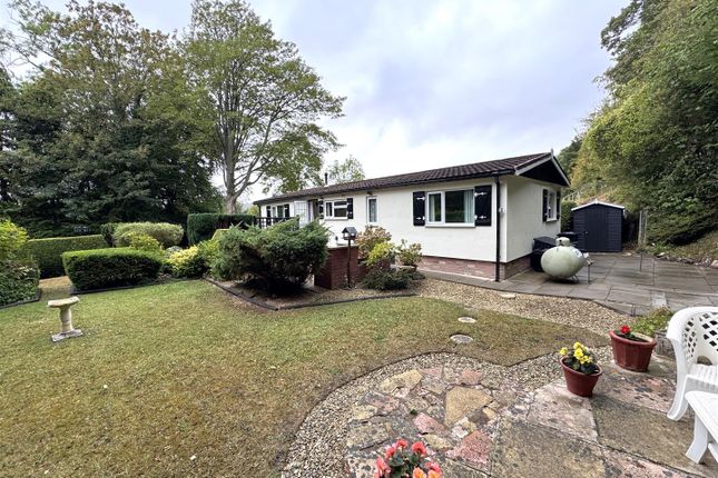 2 bedroom park home for sale