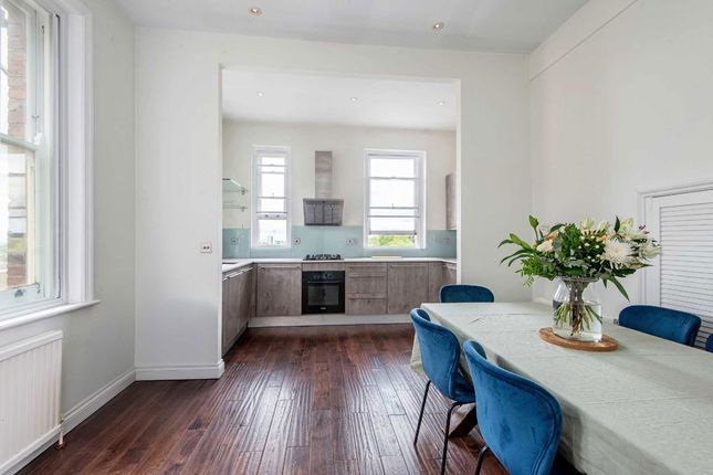 Honeybourne Road, London NW6 2 bed flat for sale