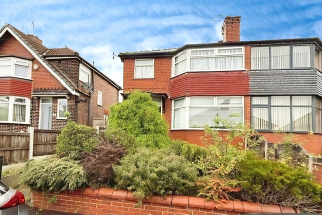 Ashdown Drive, Manchester M27 3 bed semi