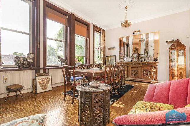 Maresfield Gardens, London, NW3 2 bed apartment for sale