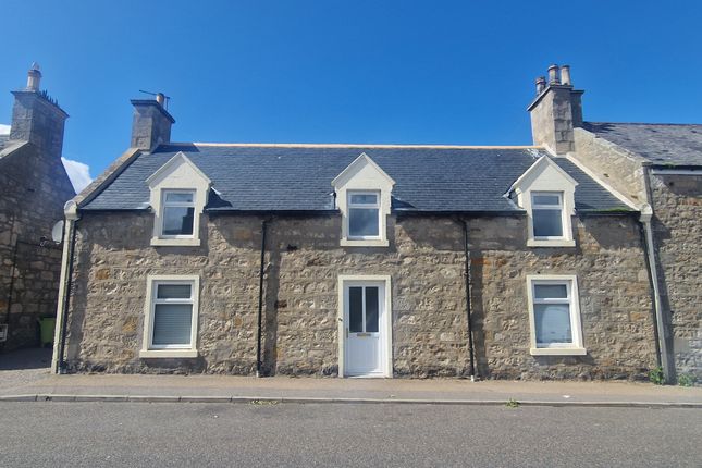4 bedroom end of terrace house for sale