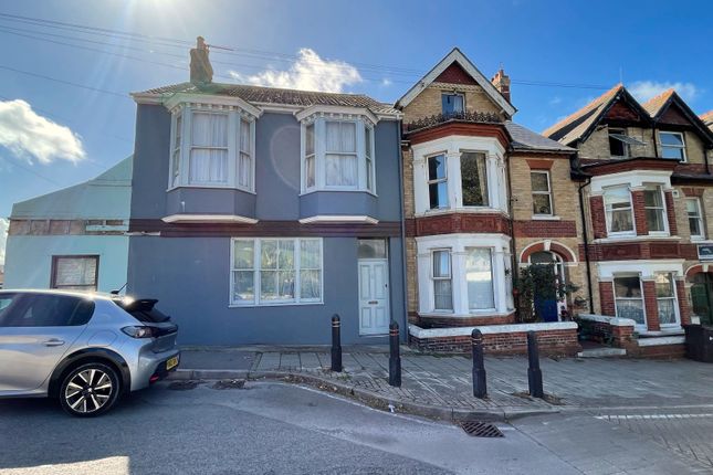 Queens Road, Portland, Dorset 6 bed house of multiple occupation for sale