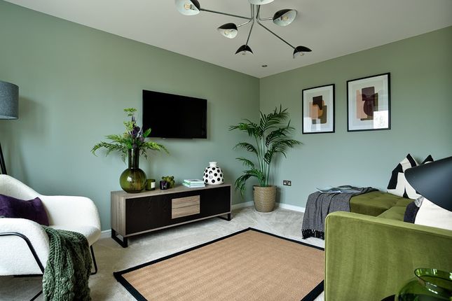 3 bed end terrace house