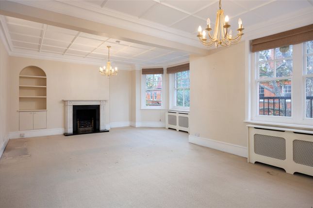 4 bedroom flat for sale