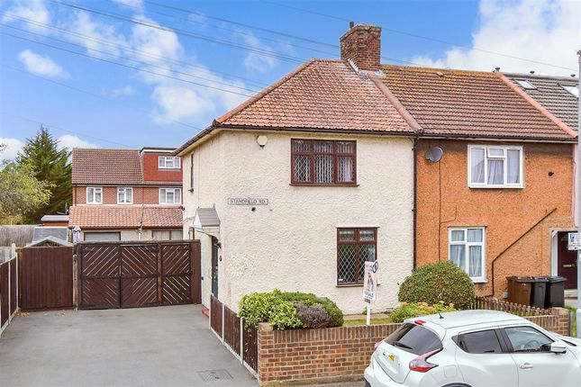 Standfield Road, Dagenham, Essex 2 bed semi