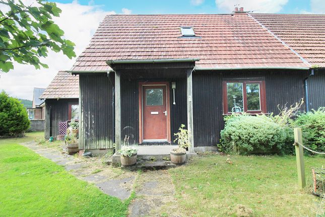 3 bed semi-detached house