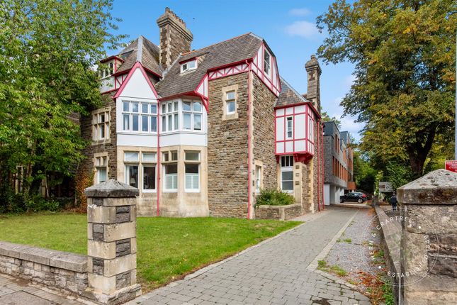 1 bedroom ground floor flat for sale