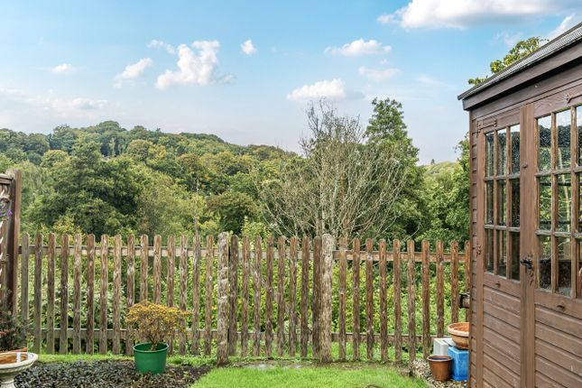 Puttocks Close, Haslemere, West... 2 bed semi