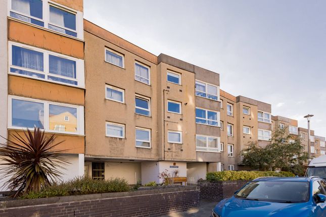 39/2 Giles Street, Leith, Edinburgh... 2 bed flat for sale
