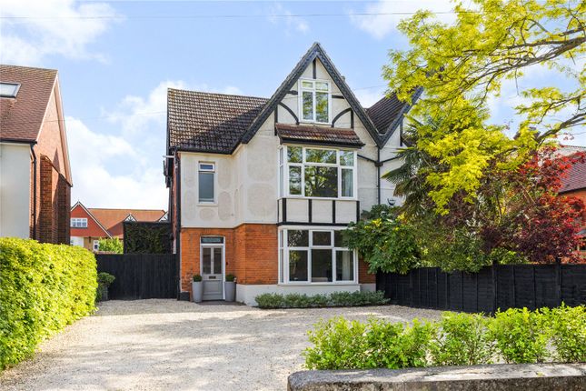 5 bedroom semi-detached house for sale