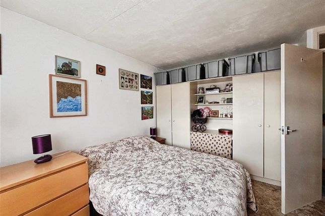 3 bed terraced house