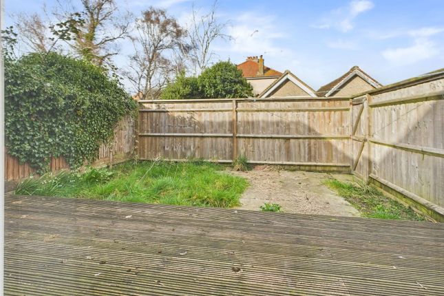 Ground Floor Flat, 38  Crabtree Lane 1 bed ground floor flat for sale