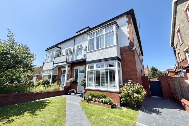 6 bedroom semi-detached house for sale