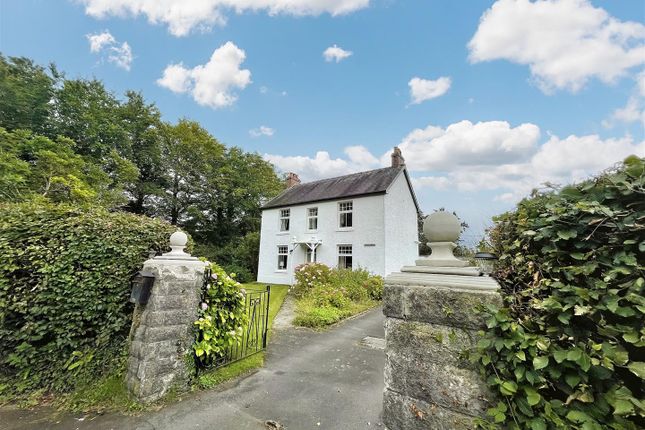 Laugharne, Carmarthen 4 bed detached house for sale