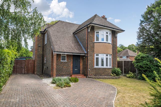 Pierrefondes Avenue,  Farnborough, GU14 3 bed detached house for sale