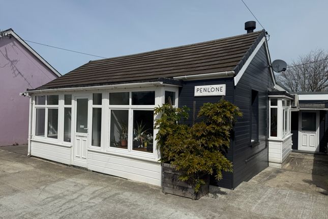 Glanwern, Borth SY24 2 bed detached bungalow for sale