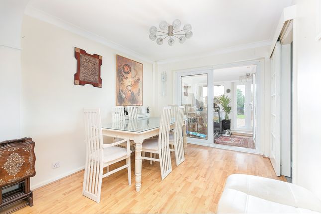 Pollards Hill South, Norbury, London... 3 bed semi