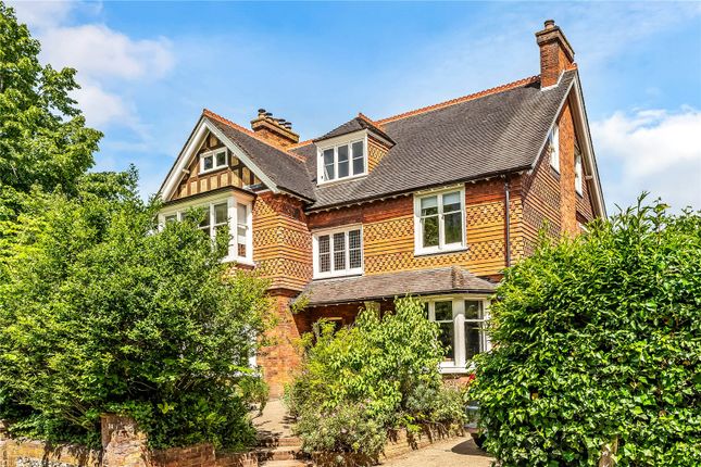 Reigate Road, Reigate, Surrey, RH2 6 bed detached house for sale