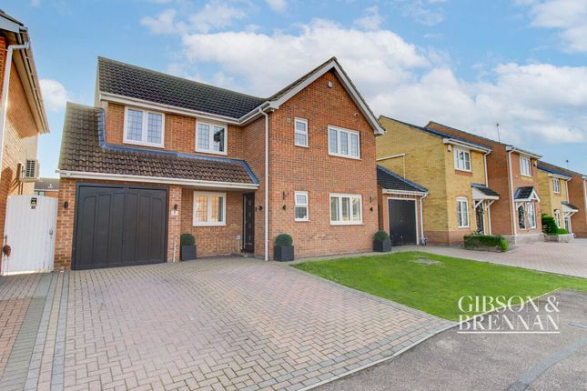 Thorpe Close, Wickford, SS12 3 bed detached house for sale