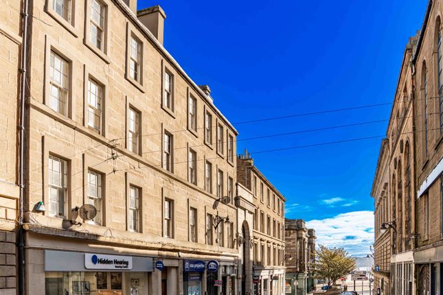 32 (3FR) Castle Street, Dundee, DD1 5 bed flat for sale