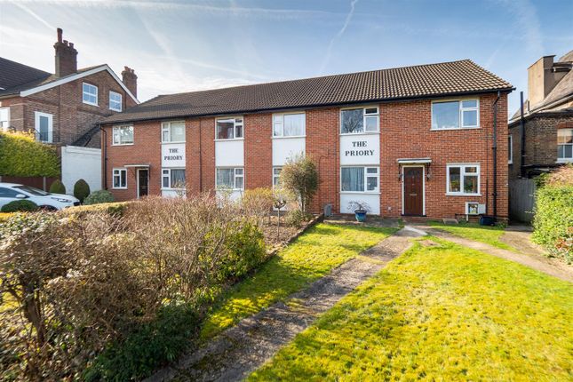 12 Stanley Road, Sutton 2 bed maisonette for sale