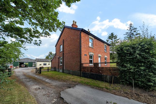 Devizes WILTSHIRE 3 bed detached house for sale