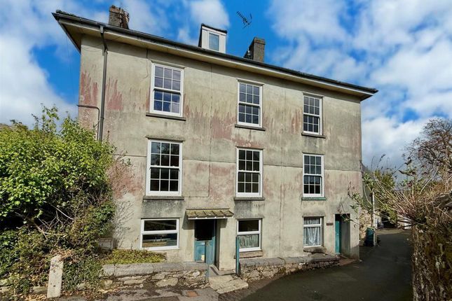 Plymouth PL8 5 bed cottage for sale