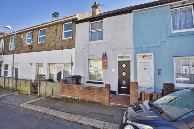 Wyndham Road, Dover, CT17 2 bed terraced house for sale