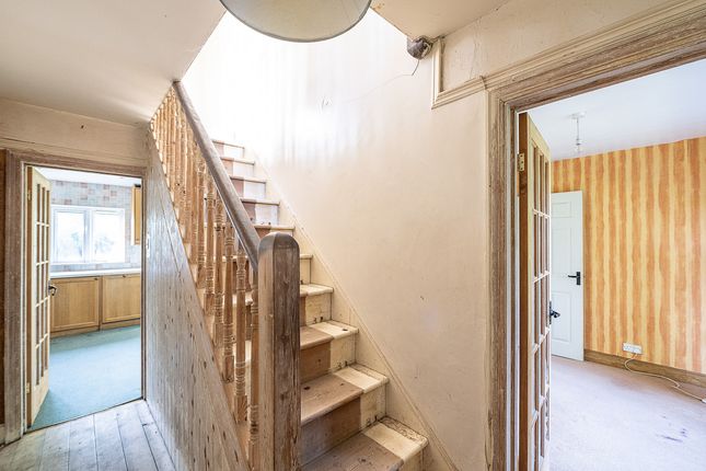 Botley Road, Chesham, HP5 3 bed detached house for sale