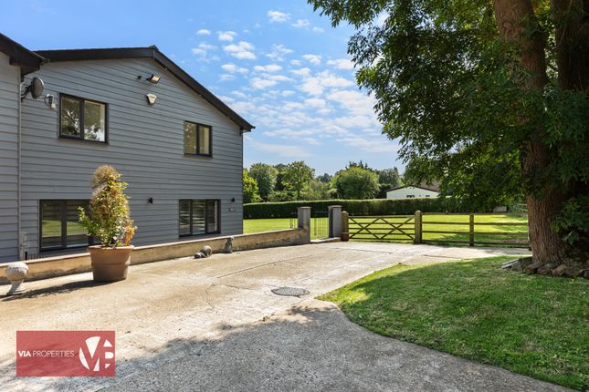 Middle Street, Nazeing EN9 4 bed house for sale