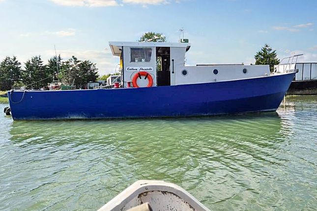 1 bedroom houseboat for sale