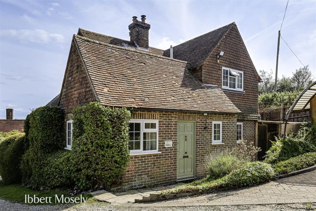 Mapleton Road, Westerham TN16 2 bed detached house for sale