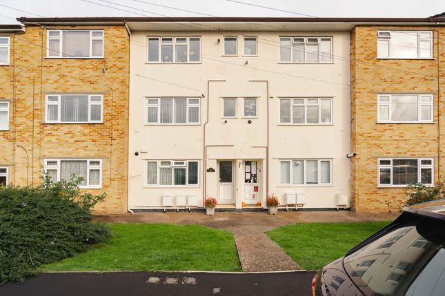 Charlton Mead Court, Bristol BS10 2 bed flat for sale