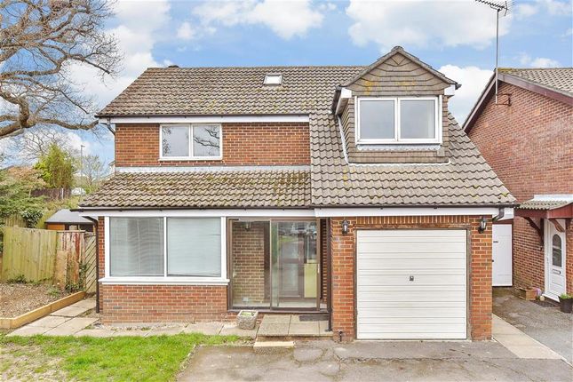 4 bed detached house