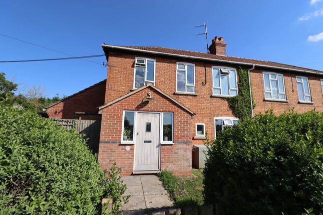 Crawlings Piece, Ogbourne St Andrew... 3 bed semi