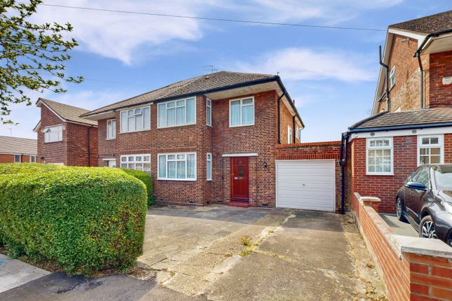 Merrion Avenue, Stanmore, HA7 3 bed semi