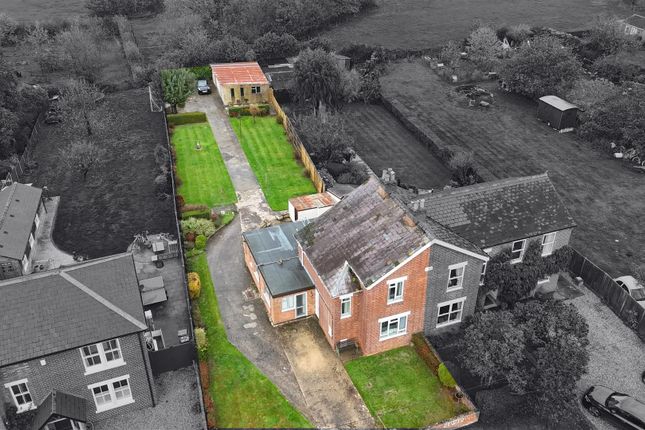 Broadclose Road, Down Hatherley... 3 bed semi