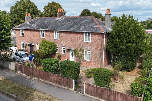 2 bedroom semi-detached house for sale