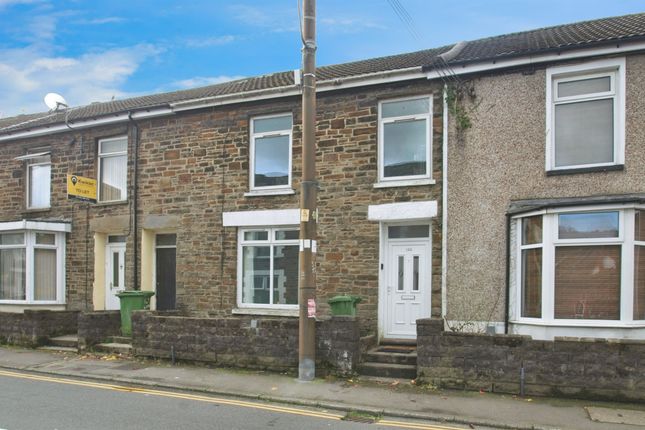 3 bed end terrace house
