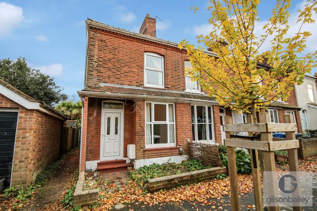 3 bedroom end of terrace house for sale