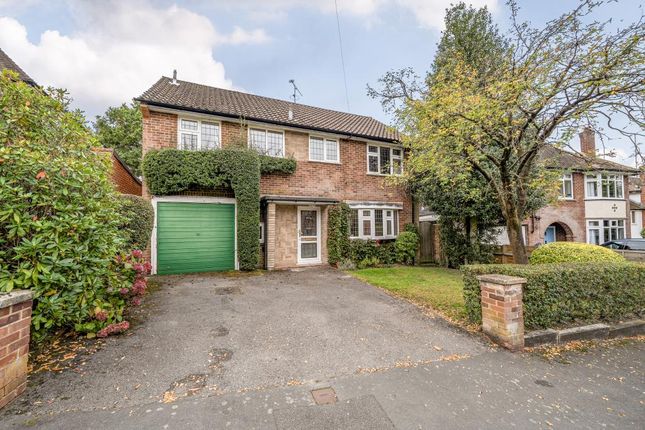 Camberley,  Surrey,  GU15 5 bed detached house for sale